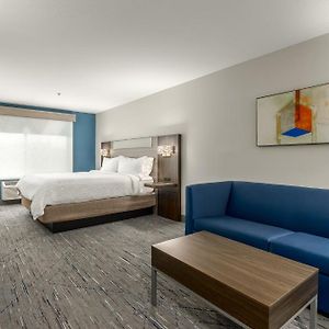 Queen Suite